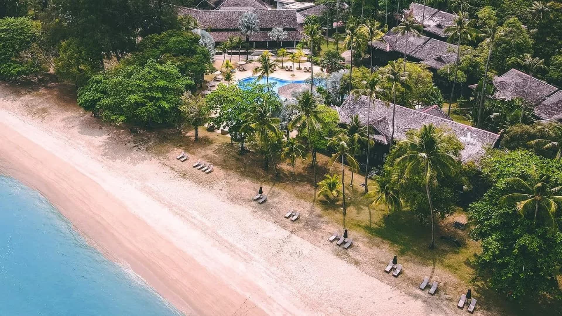 Malezyjskie Langkawi 🇲🇾: 4⭐, Loty, Śniadania
