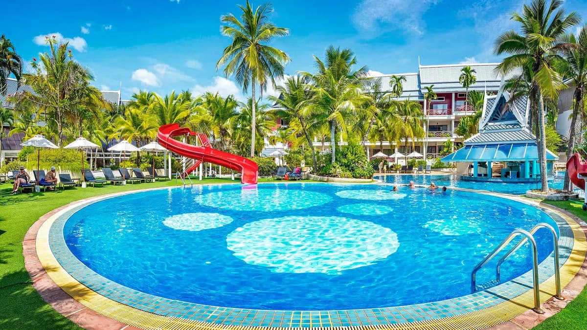Tajlandia w Mega Cenie! 🇹🇭 4⭐, Wyżywienie, Loty