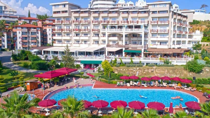 Zimowy tydzień w słońcu Turcji: Justiniano Deluxe Resort na 7 dni 🇹🇷☀️