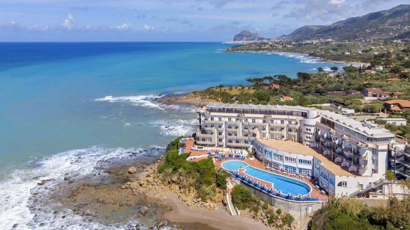 🇮🇹☀️ Sycylijskie Lato: 7 Dni All Inclusive w Cefalù