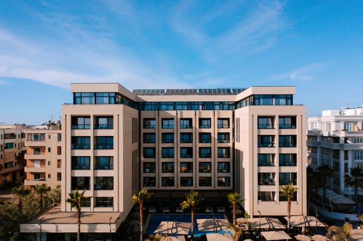 Krótki 3-dniowy wypad do Durrës: Albania z Royal G Hotel & Spa 🇦🇱✨