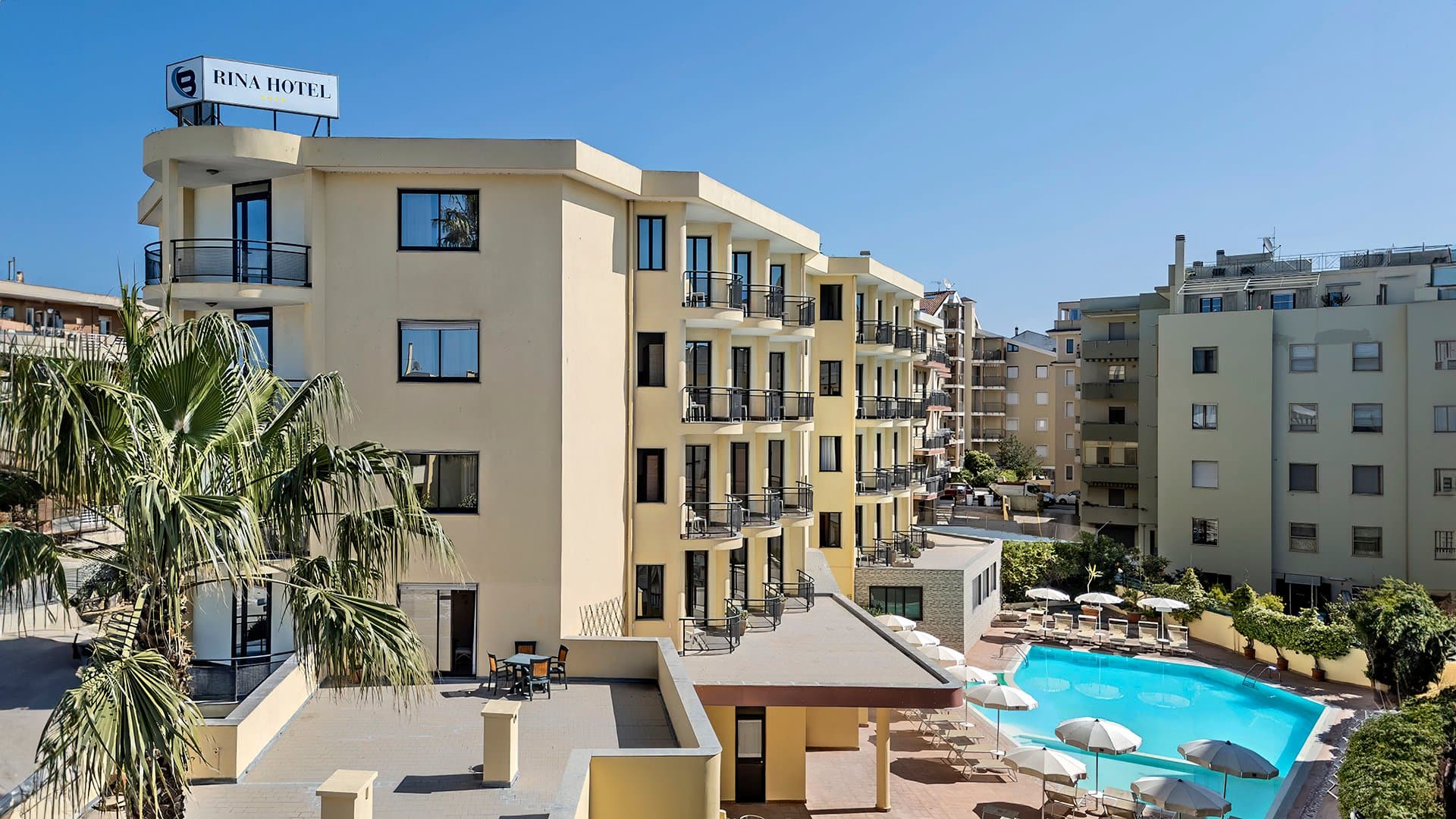 Hotel Rina