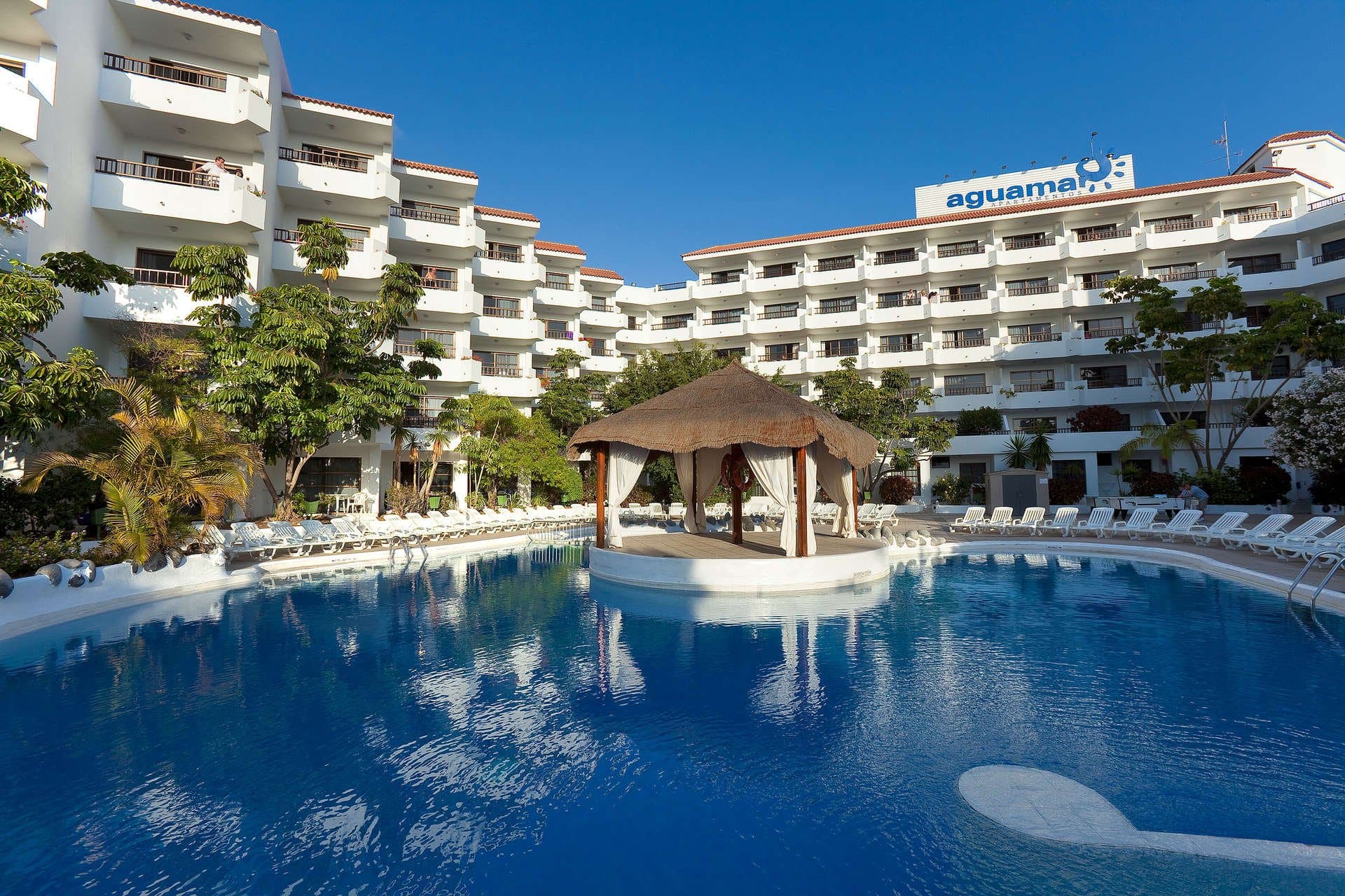 Krótki Wypad na Teneryfę: 4 Dni w Apartamentos Aguamar 🇪🇸