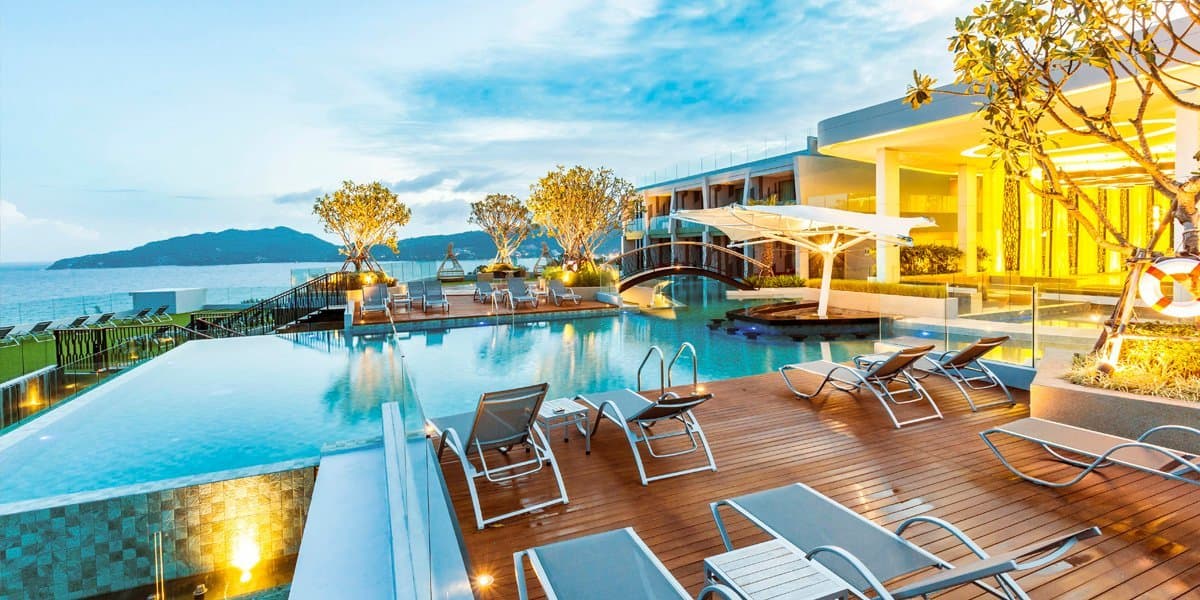 Tropikalny relaks na 7 dni: Phuket i Crest Resort & Pool Villas 🇹🇭🌴