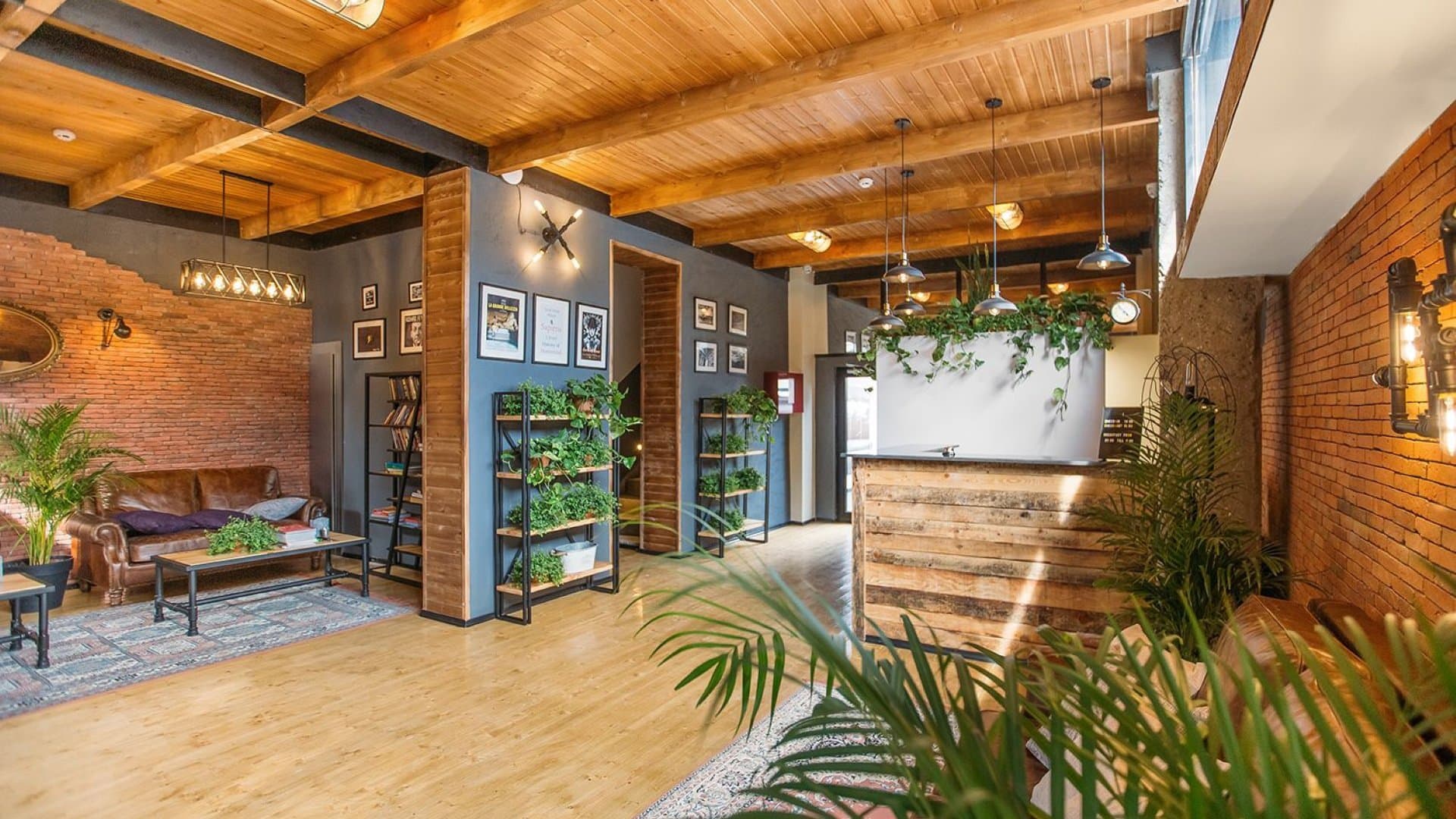 Tbilisi w 5 Dni: Hotel Timber Boutique 🇬🇪