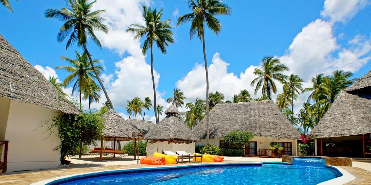 Zanzibarska Przygoda: 8 Dni w Sea View Lodge 🇹🇿🌴