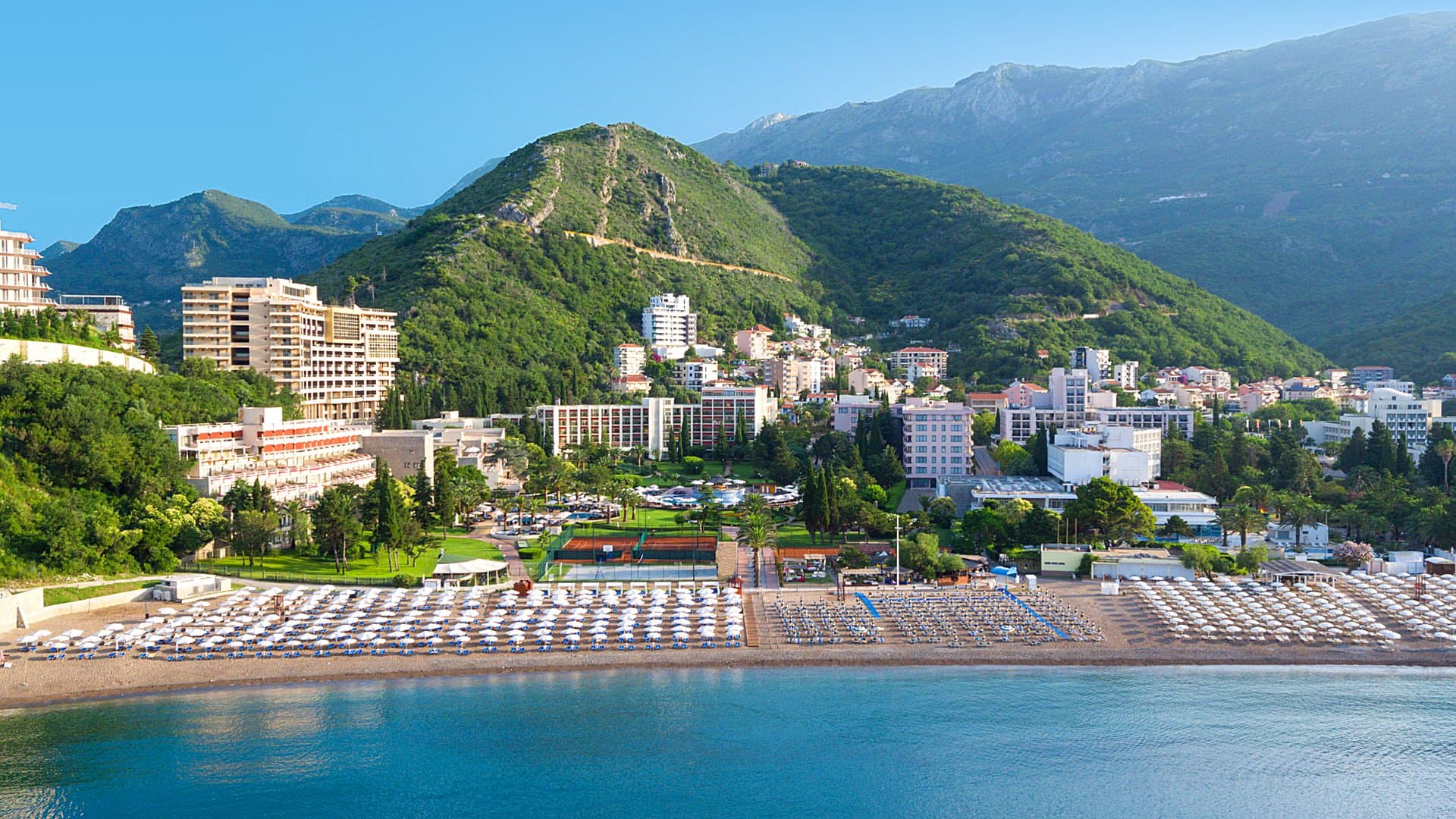 Czarnogóra na 4 dni: Szybki Wypad All Inclusive do Iberostar Waves Bellevue 🇲🇪✈️