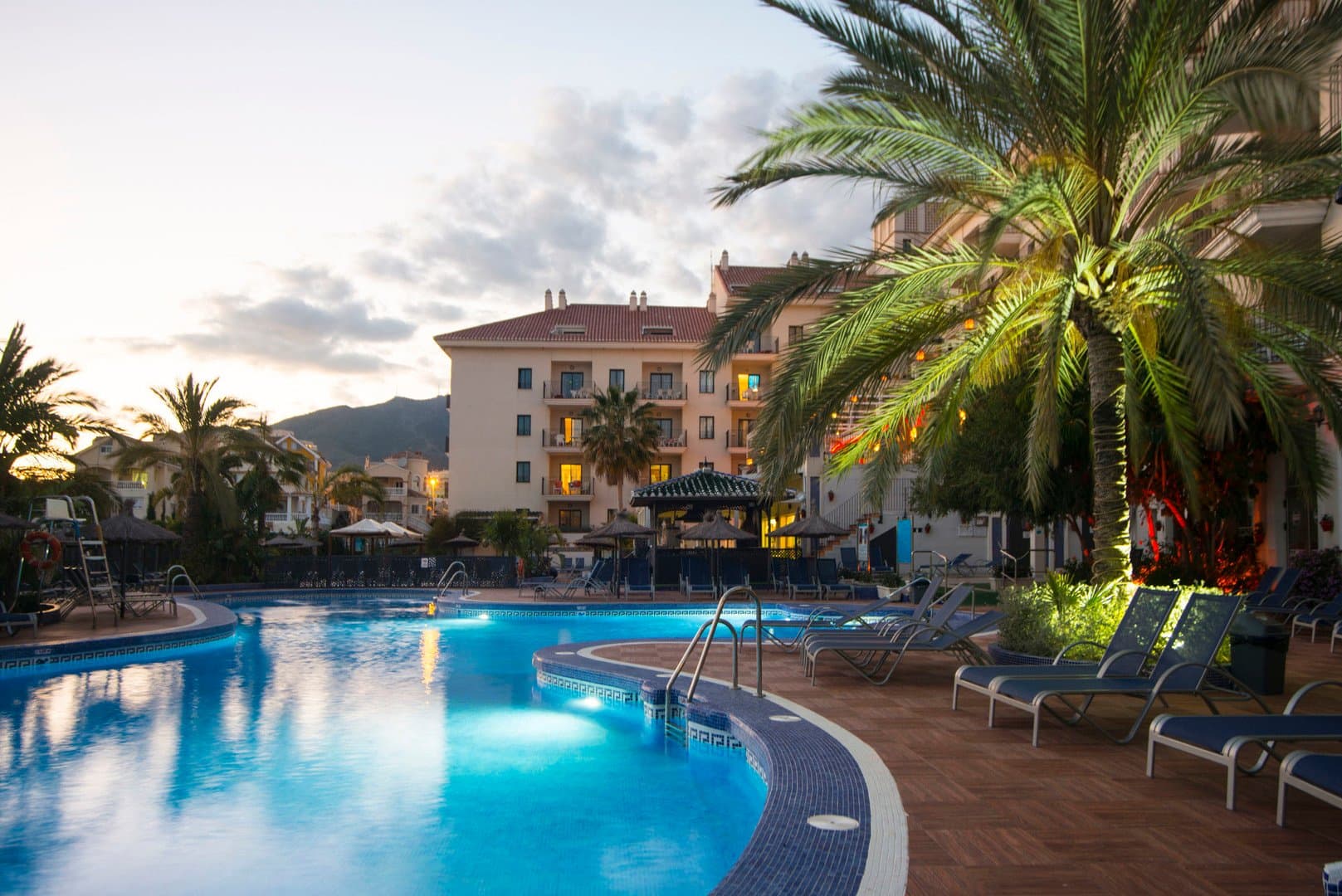 Słoneczne 5 dni na Costa del Sol: Hotel Benalmadena Palace 🇪🇸☀️