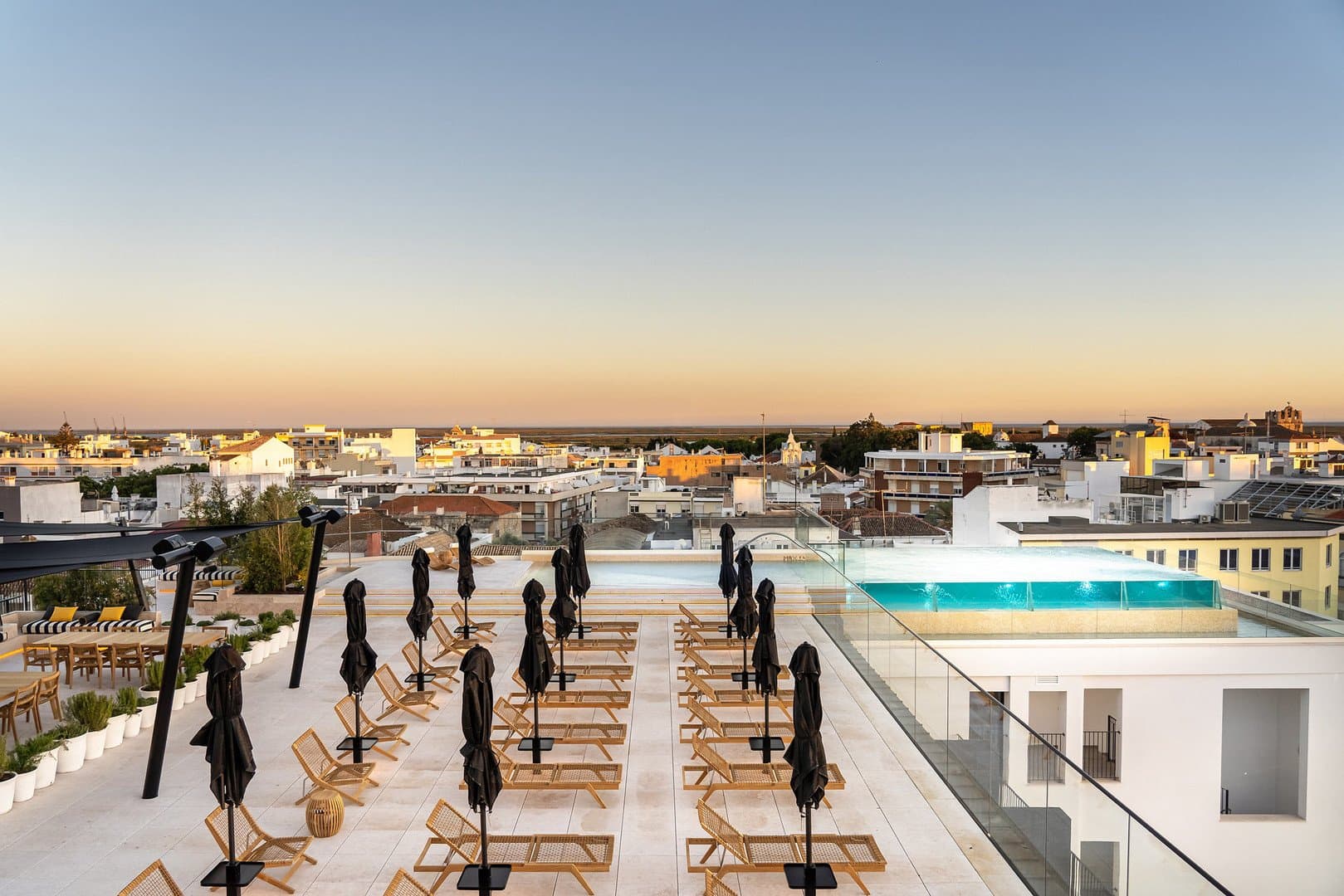 Słoneczne Algarve: 4 dni luksusu w Faro ze śniadaniami 🇵🇹✨