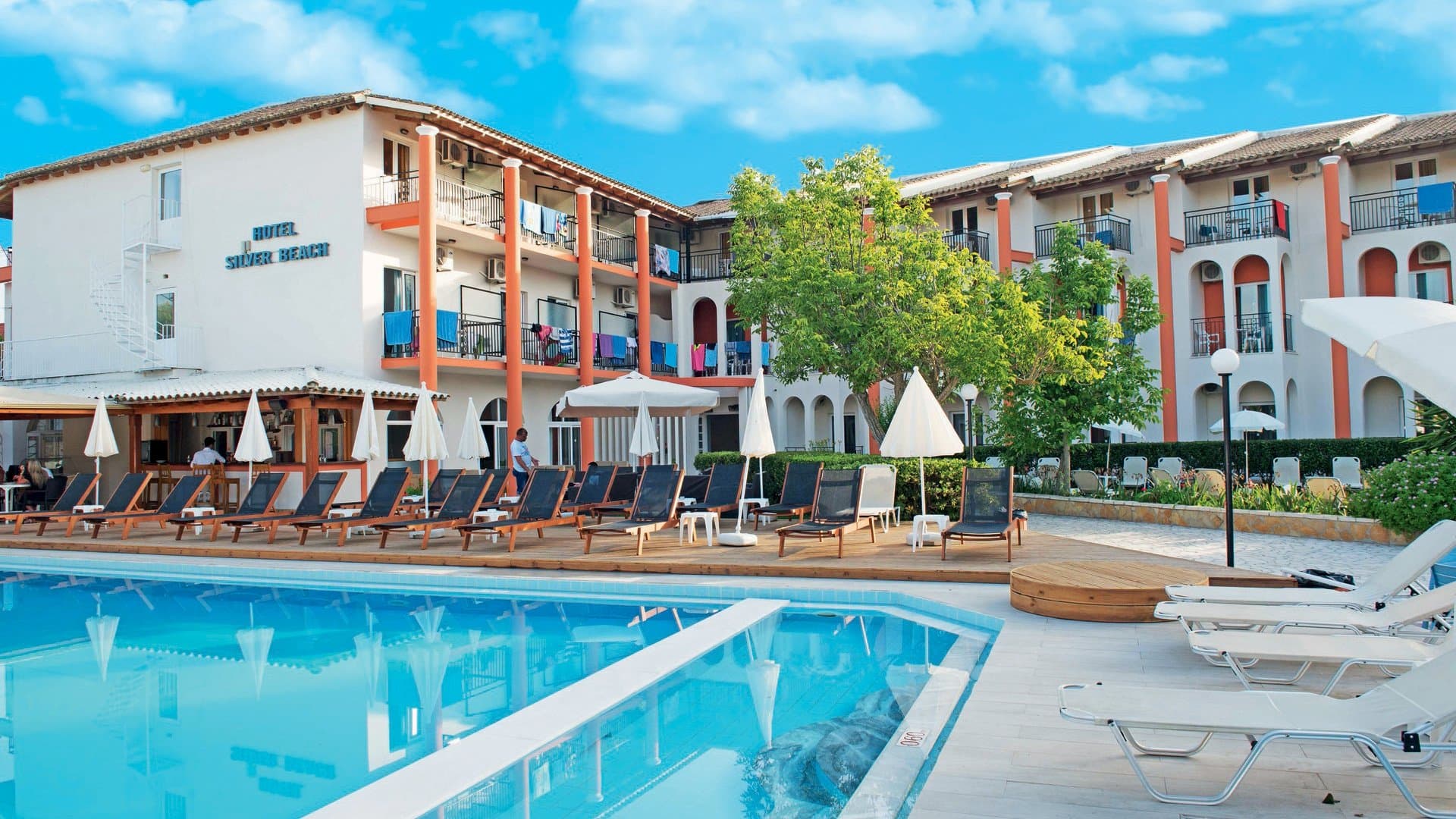 Krótki Wypad na Korfu w Hotelu Silver Beach 🇬🇷🏖️