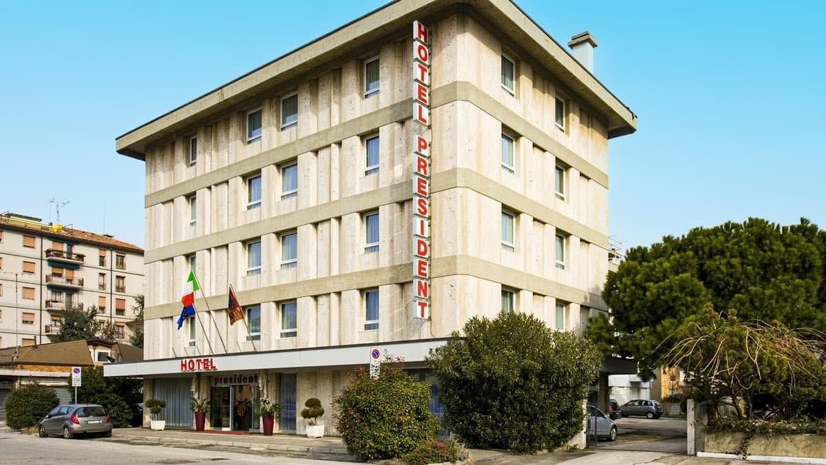 Wenecja na 3 dni: Hotel President – Romantyczny weekend we Włoszech 🇮🇹 gondola 🛶