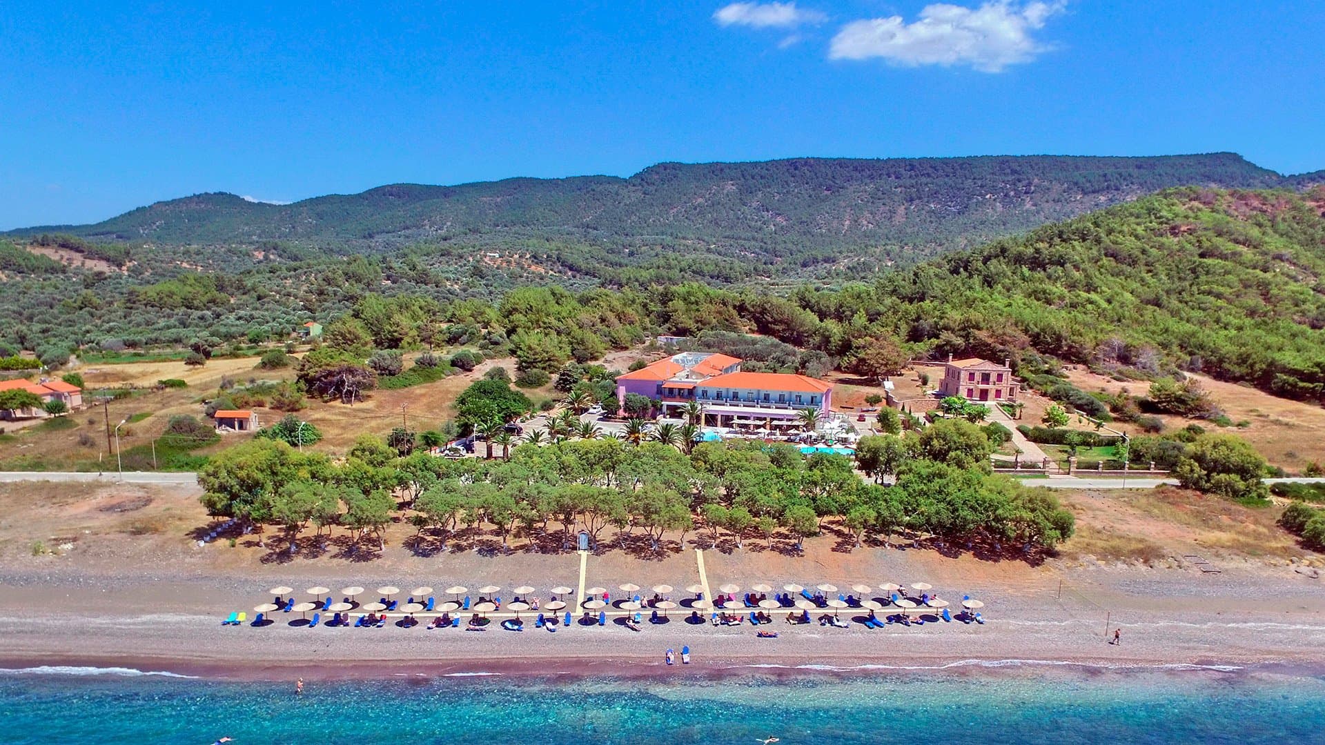 Greckie Lato na Lesbos: 8 Dni All Inclusive w Hotelu Irini Beach 🇬🇷☀️