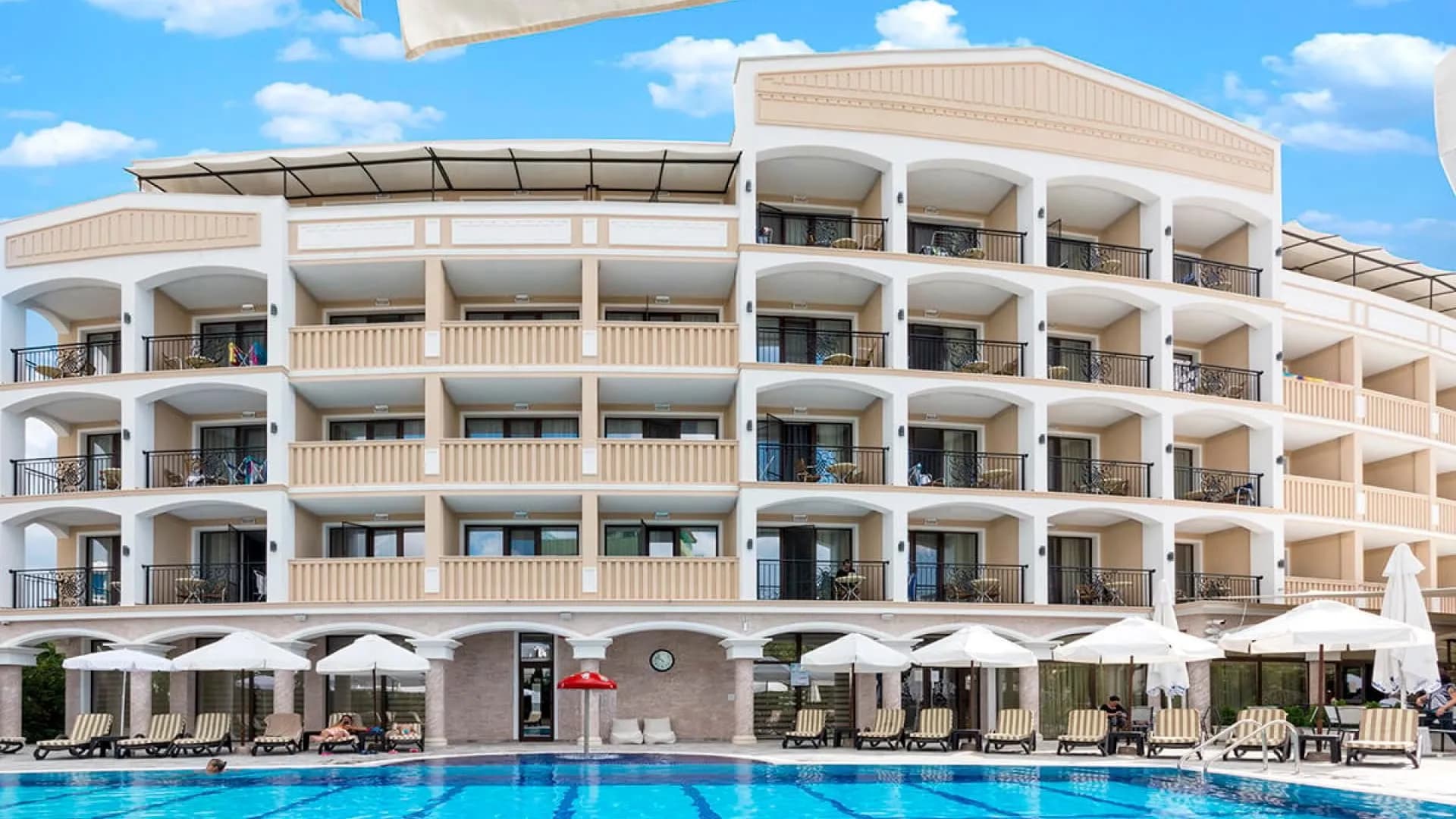 🇧🇬 Bułgaria: Wakacje w Świetnie Ocenianym Hotelu 4⭐. Wylot z Katowic ✈️