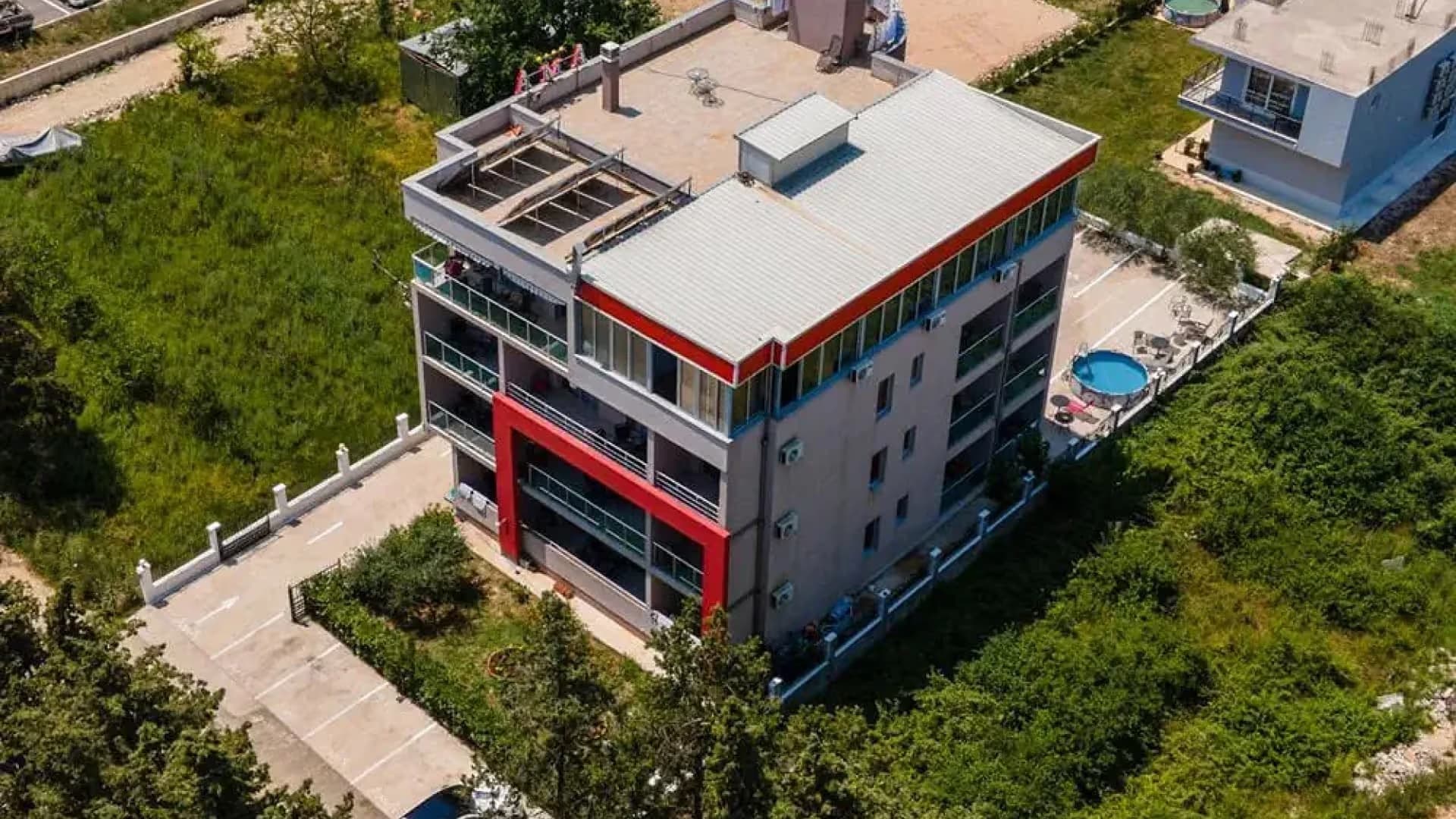 Z Radomia do Czarnogóry 🇲🇪: Hotel 4⭐, Loty, Wyżywienie