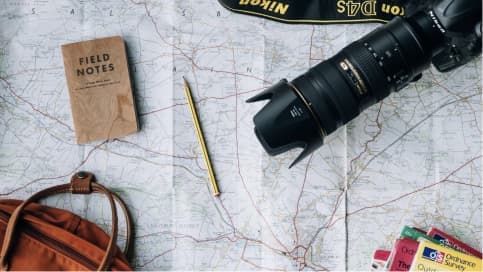 7 Niezawodnych Sposobów na Oszczędzanie Podczas Podróży ✈️💰