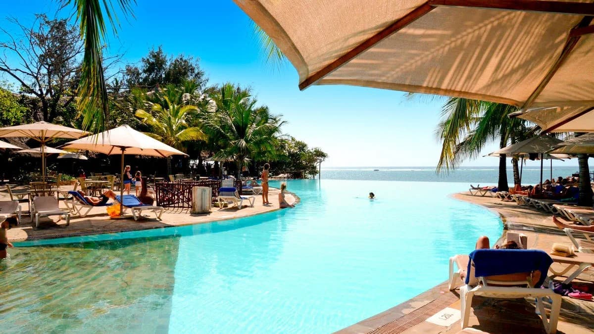 Last do Kenii! 🇰🇪 Tropikalne Święta All Inclusive 🎅 🎁