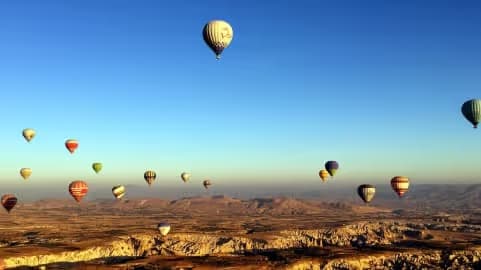 Majówka 2025 Za Granicą – Gdzie Warto Pojechać? 🌞