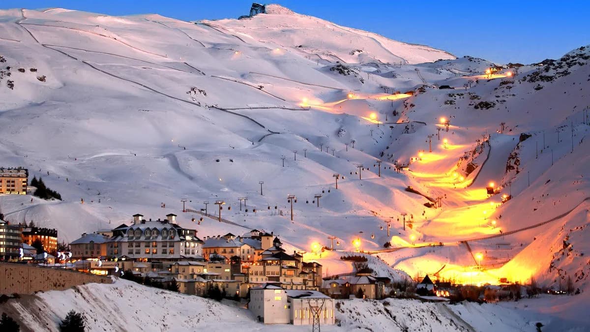 🎿 Hiszpania 🇪🇸: Narty, Hotel 4⭐, Wyżywienie, Loty