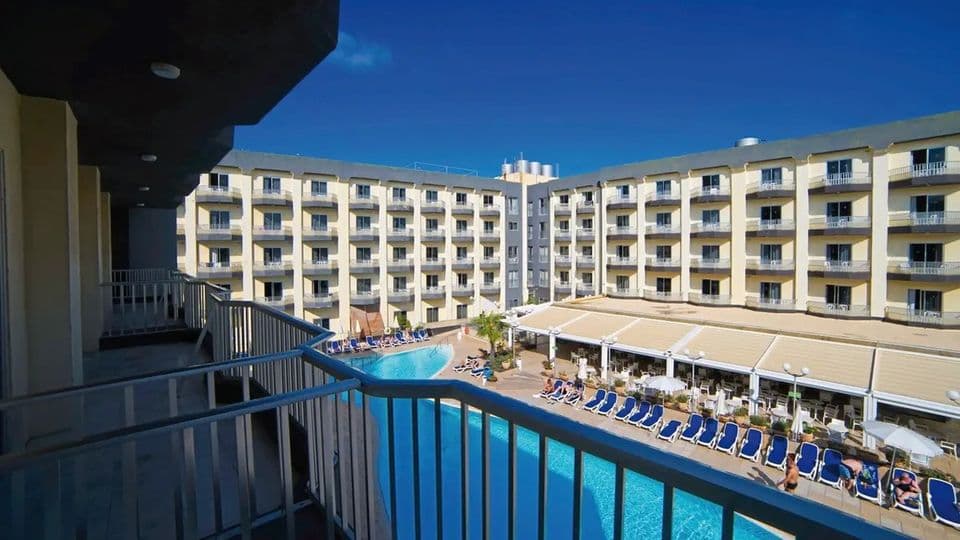 10 Nocy na Malcie 🇲🇹: 3⭐, Loty z Poznania ✈️