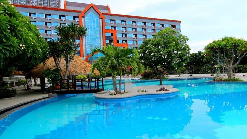 Wakacje w Tajlandii: Pattaya w Październiku! 🇹🇭