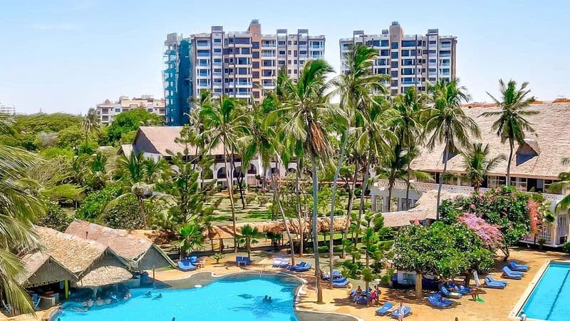 Reef (Nyali): Biały Piasek i Ocean 🇰🇪