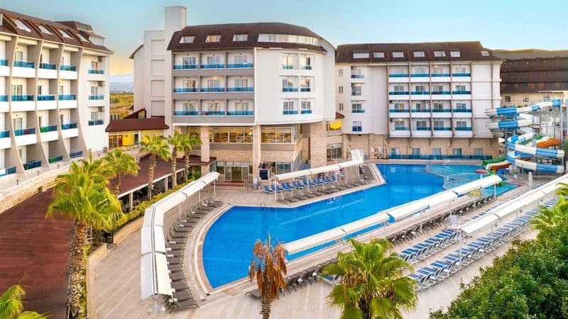 Ekskluzywne 7 dni w Side: All Inclusive w Ramada Resort 🏖️🇹🇷