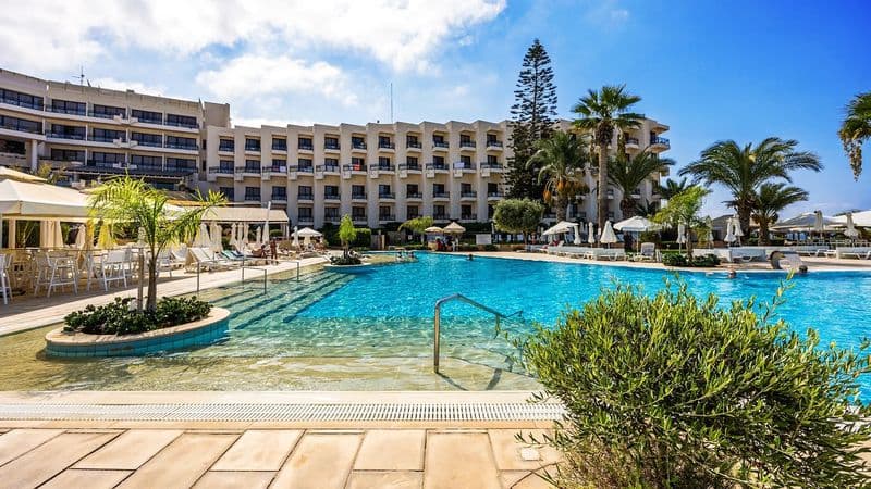 🇨🇾 Wakacyjny reset w Paphos: 7 dni All Inclusive ⭐⭐⭐⭐⭐