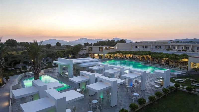 Grecki Reset w Marmari: 7 Dni Całkowitej Beztroski All Inclusive 🇬🇷