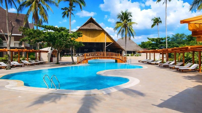 Zanzibar na 7 dni: Luksusowy relaks w Jaz Amaluna Beach Resort 🇹🇿☀️