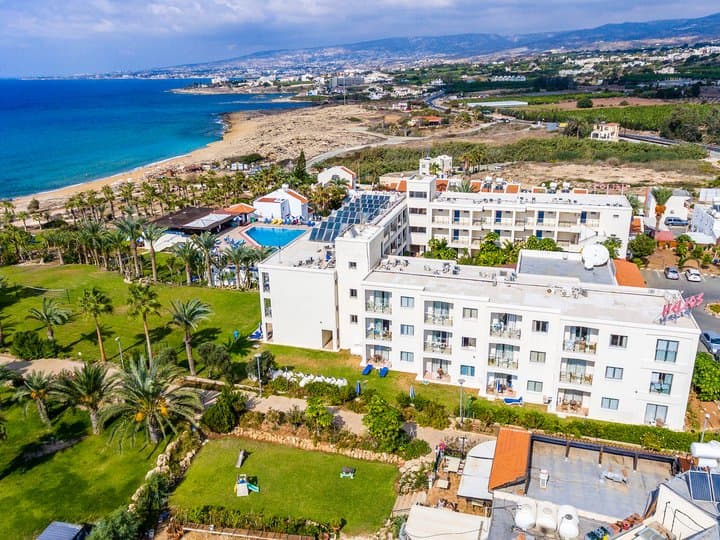 Helios Bay Hotel Apartments