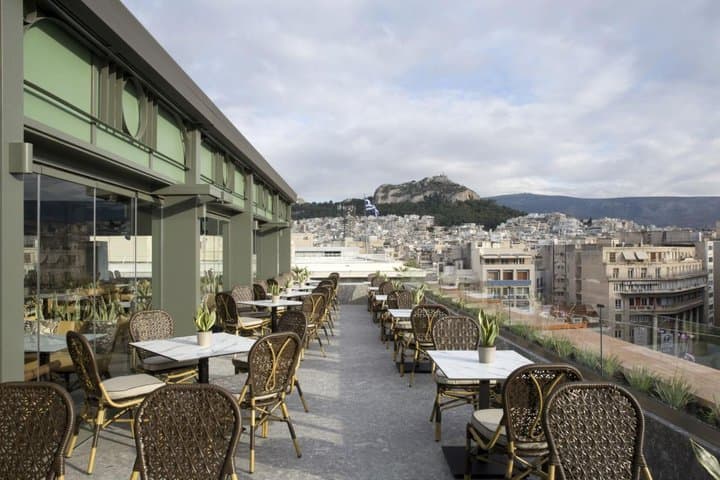 Zeus Essence Athens Central