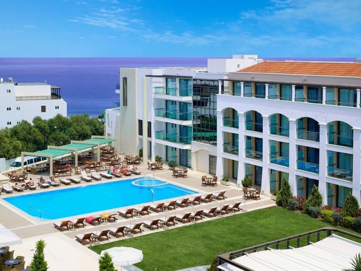 Albatros Hotel