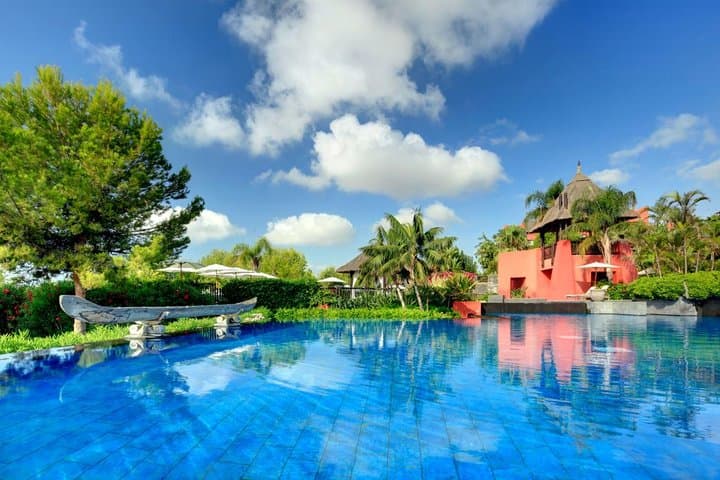 Asia Gardens Hotel And Thai Spa; A Royal Hideaway Hotel