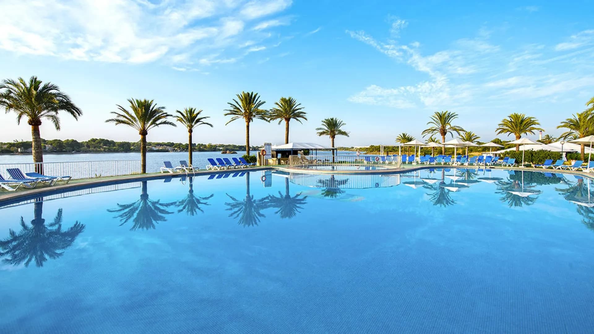 Last Minute na Majorce! 🇪🇸 Loty w Dwie Strony, Hotel 3⭐ oraz All Inclusive