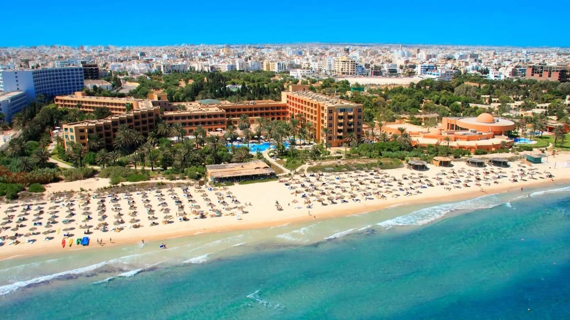 Wakacje Last Minute w Słonecznej Tunezji! 🇹🇳 Hotel 4⭐, Loty w Dwie Strony ✈️