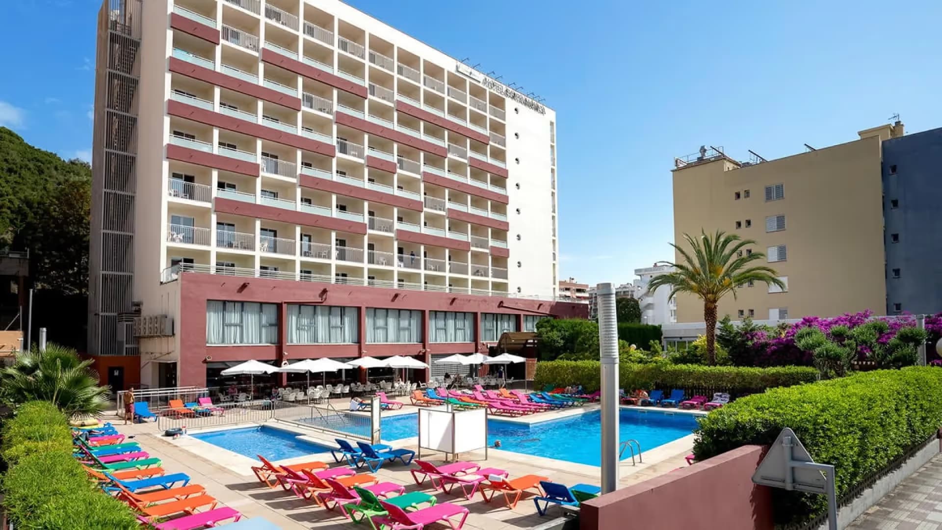 Last Minute Alert: 🌴 Costa Brava czeka na Was! 🇪🇸