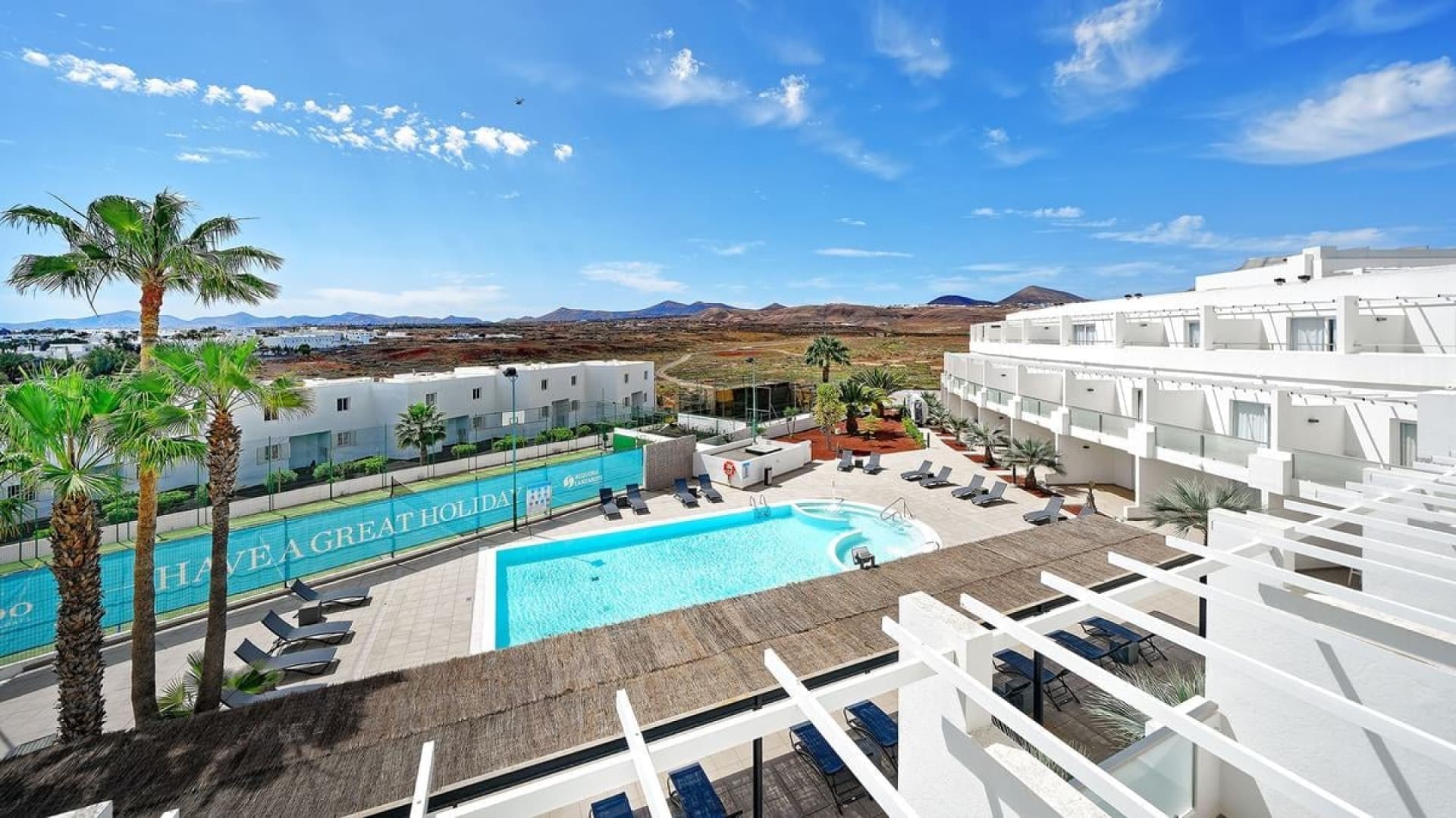 Last Minute: Wakacje na Lanzarote! 🇪🇸 Hotel ⭐⭐⭐, Wylot z Warszawy 🛫🛬, All Inclusive 🍴