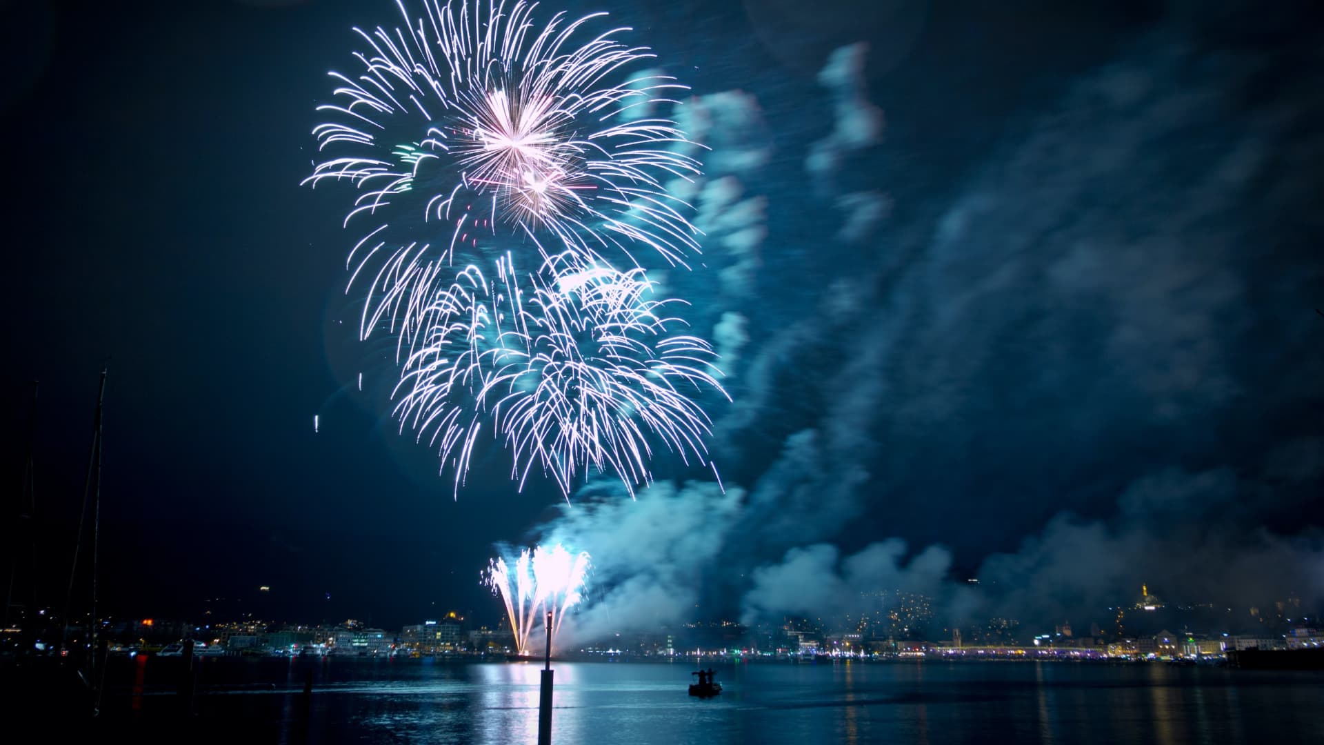 ✈️ Loty na Sylwestra do 300 PLN 🎉 Lista lotów m.in. do Szwecji, Włoch, Finlandii i Danii