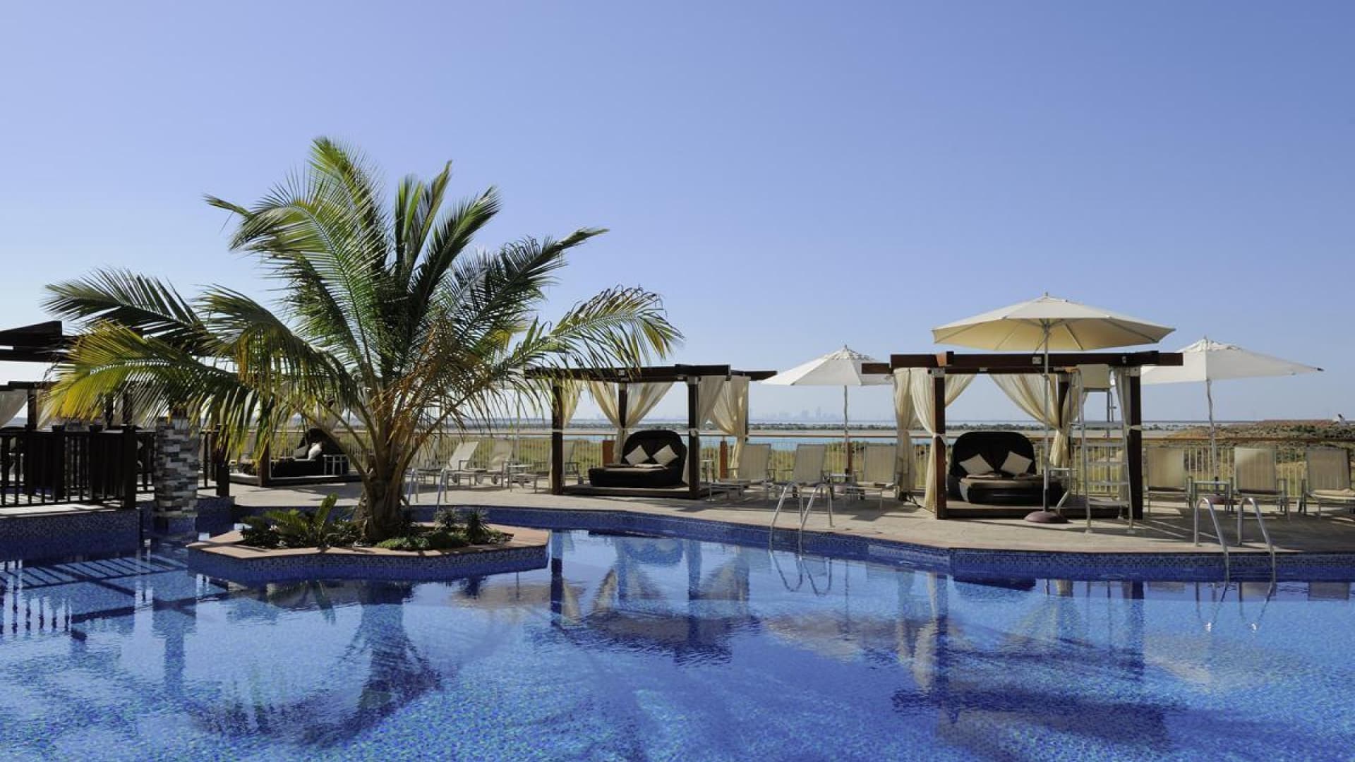 🌟5 Luksusowych Dni na Wyspie Yas (Abu Dhabi)🌴. ⭐⭐⭐⭐ Hotel + ✈️ Loty + 🍳 Śniadania