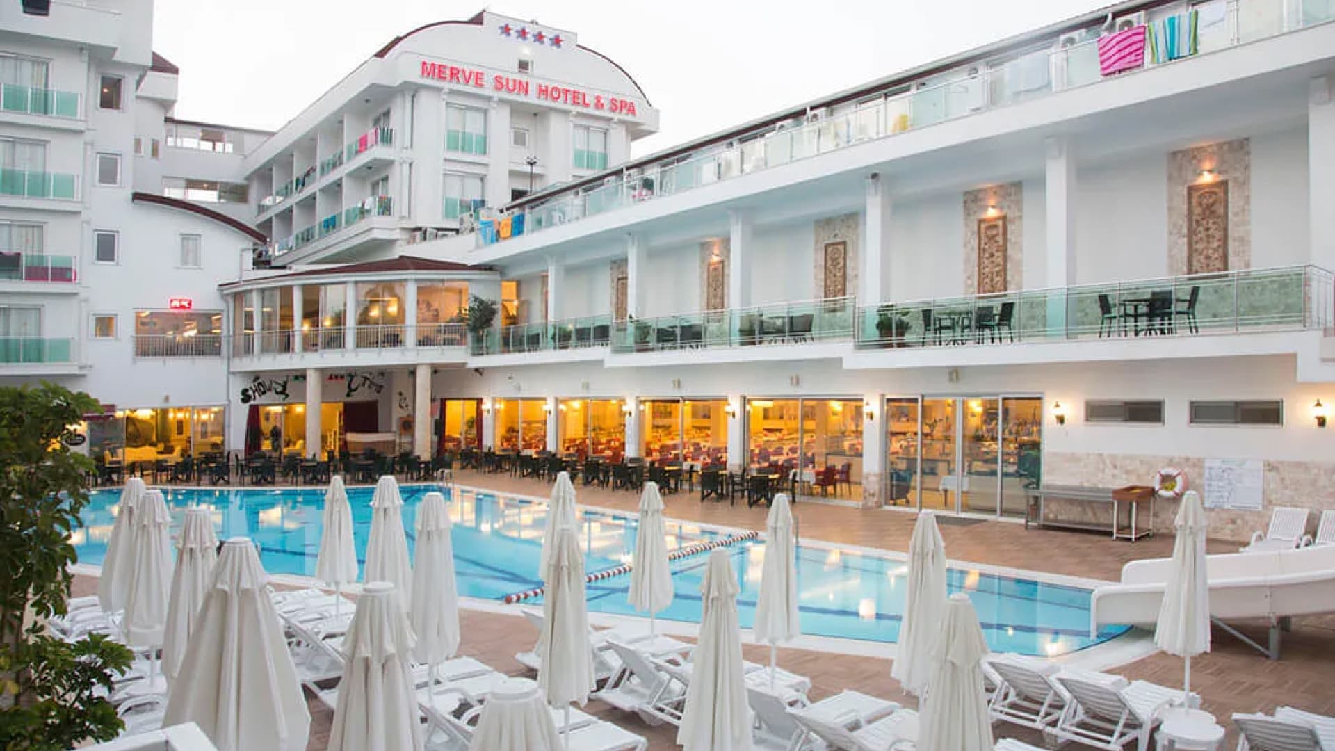 Tanie Last Minute All Inclusive w Turcji! 🌟 7 Nocy w Merve Sun and Spa ⭐⭐⭐⭐ z Wylotem m.in. z Warszawy! 🏖️✈️