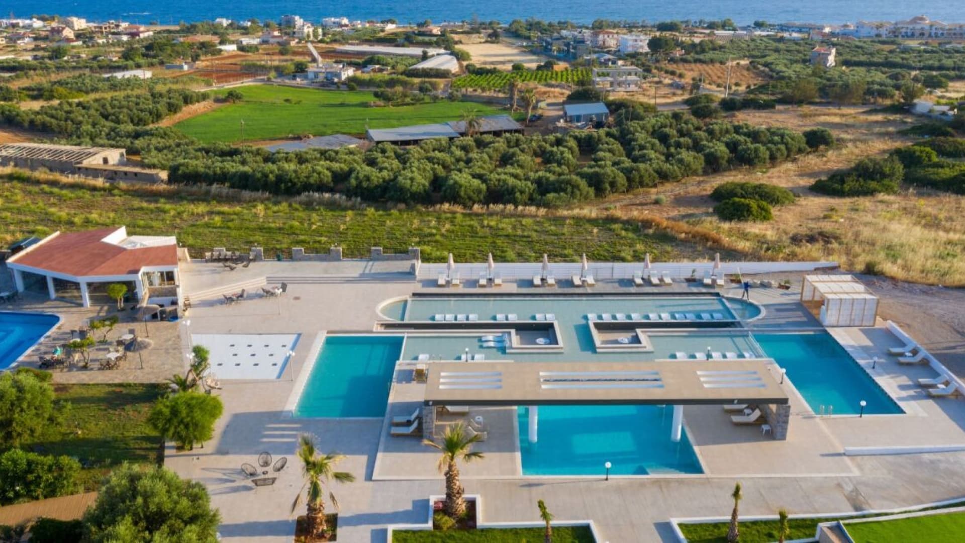 Tydzień All Inclusive na Krecie! 🇬🇷 Hotel ⭐⭐⭐⭐, Loty w Dwie Strony z Poznania ✈️