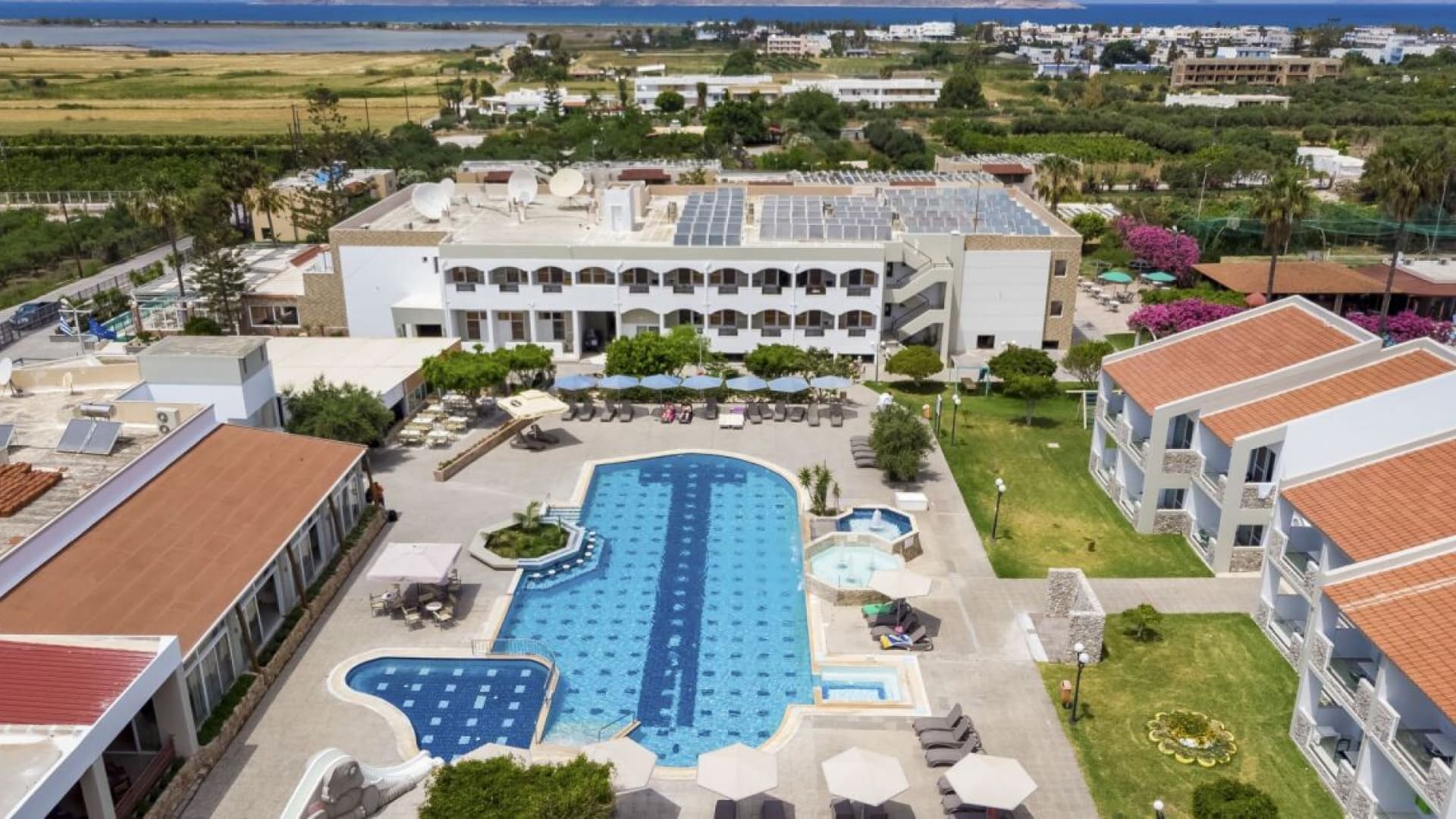 Tydzień na Kos, Grecja! 🇬🇷 Hotel 4⭐, Loty w Dwie Strony i Wyżywienie