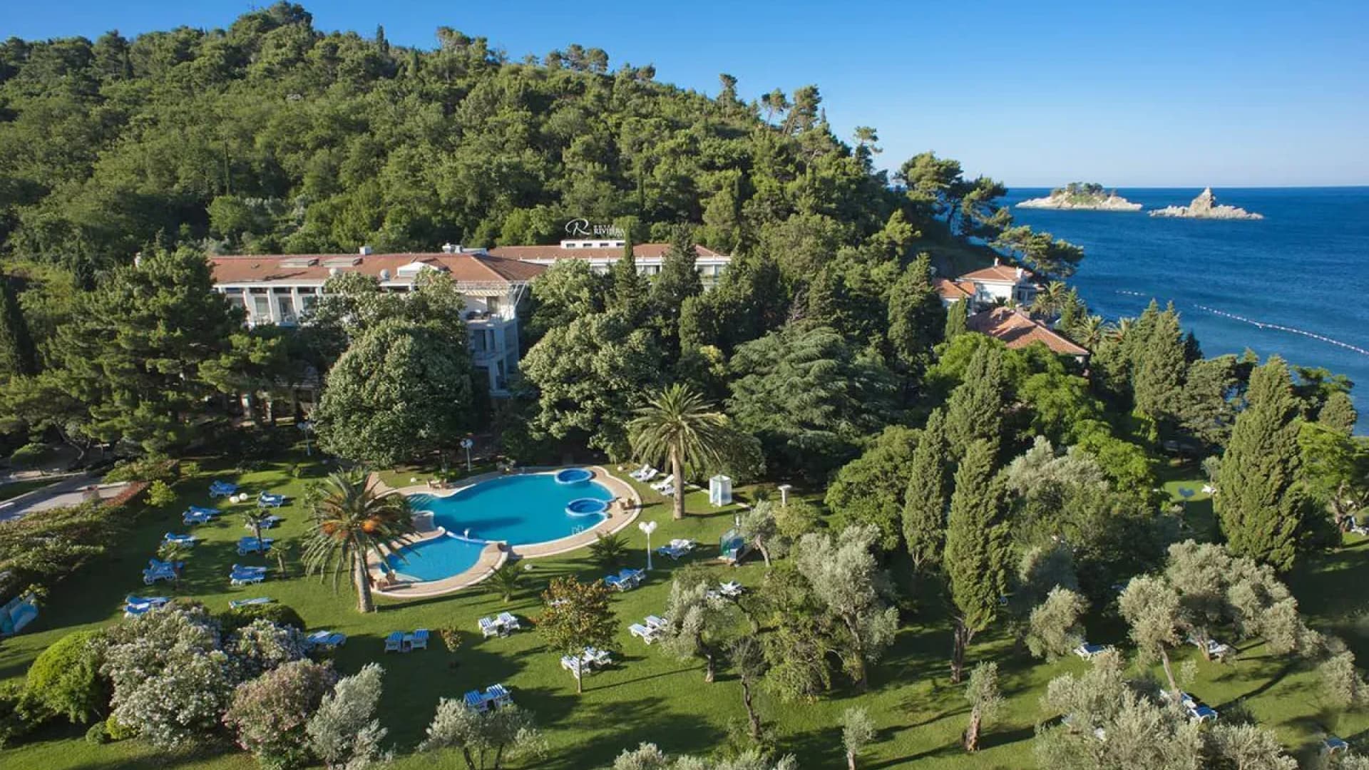 Tydzień w Czarnogórze! 🇲🇪 Loty w Dwie Strony z Krakowa, Hotel 4⭐ i Wyżywienie