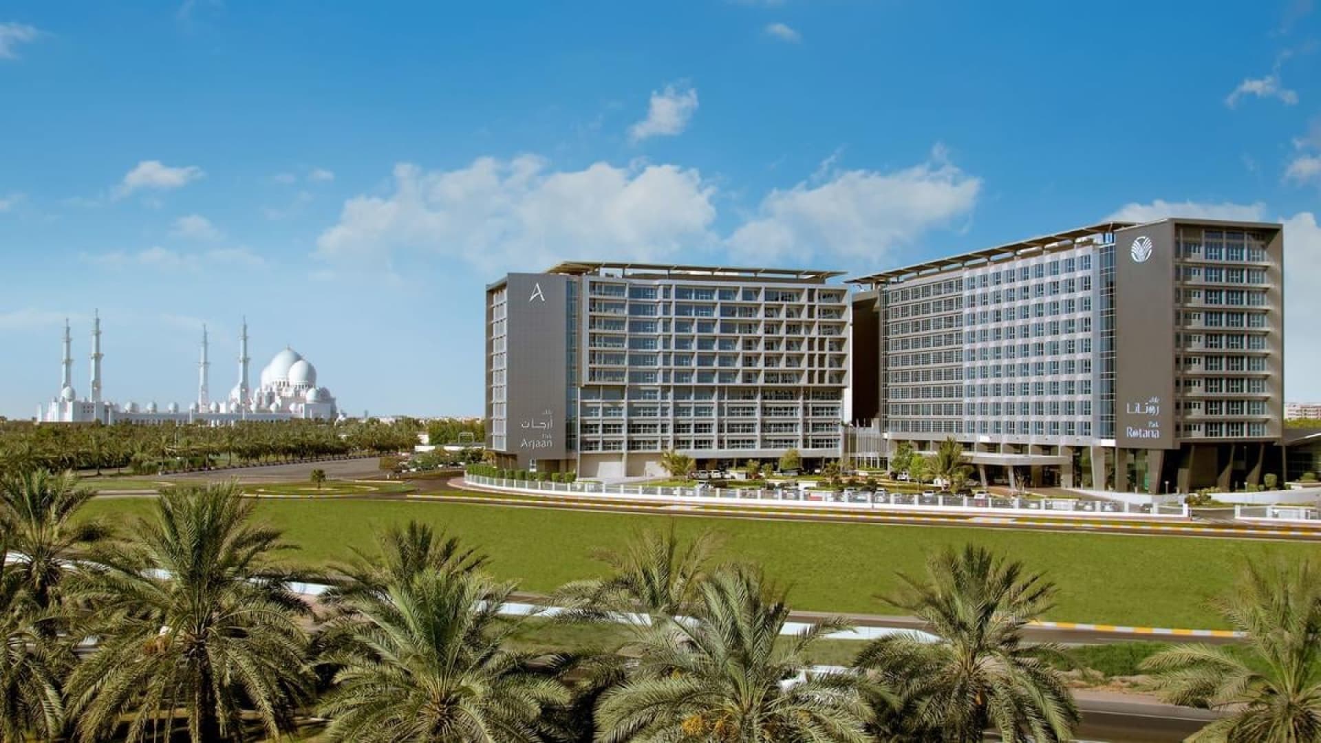 🇦🇪 5 Dni w Abu Dhabi! Zjednoczone Emiraty Arabskie: Hotel 5⭐ + Loty + Śniadania 🥓
