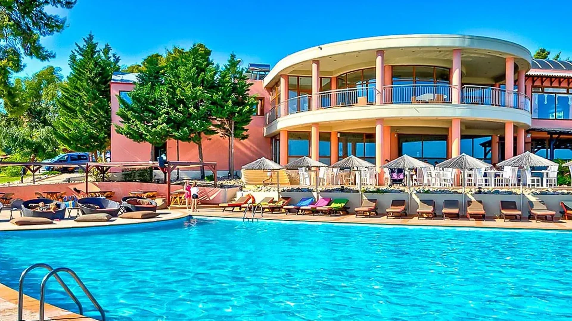6 Dni w Grecji! 🇬🇷 Pakiet: Loty ✈️ w Dwie Strony, 5⭐ Hotel 🏨, Śniadania 🍳 + Obiadokolacje 🍲