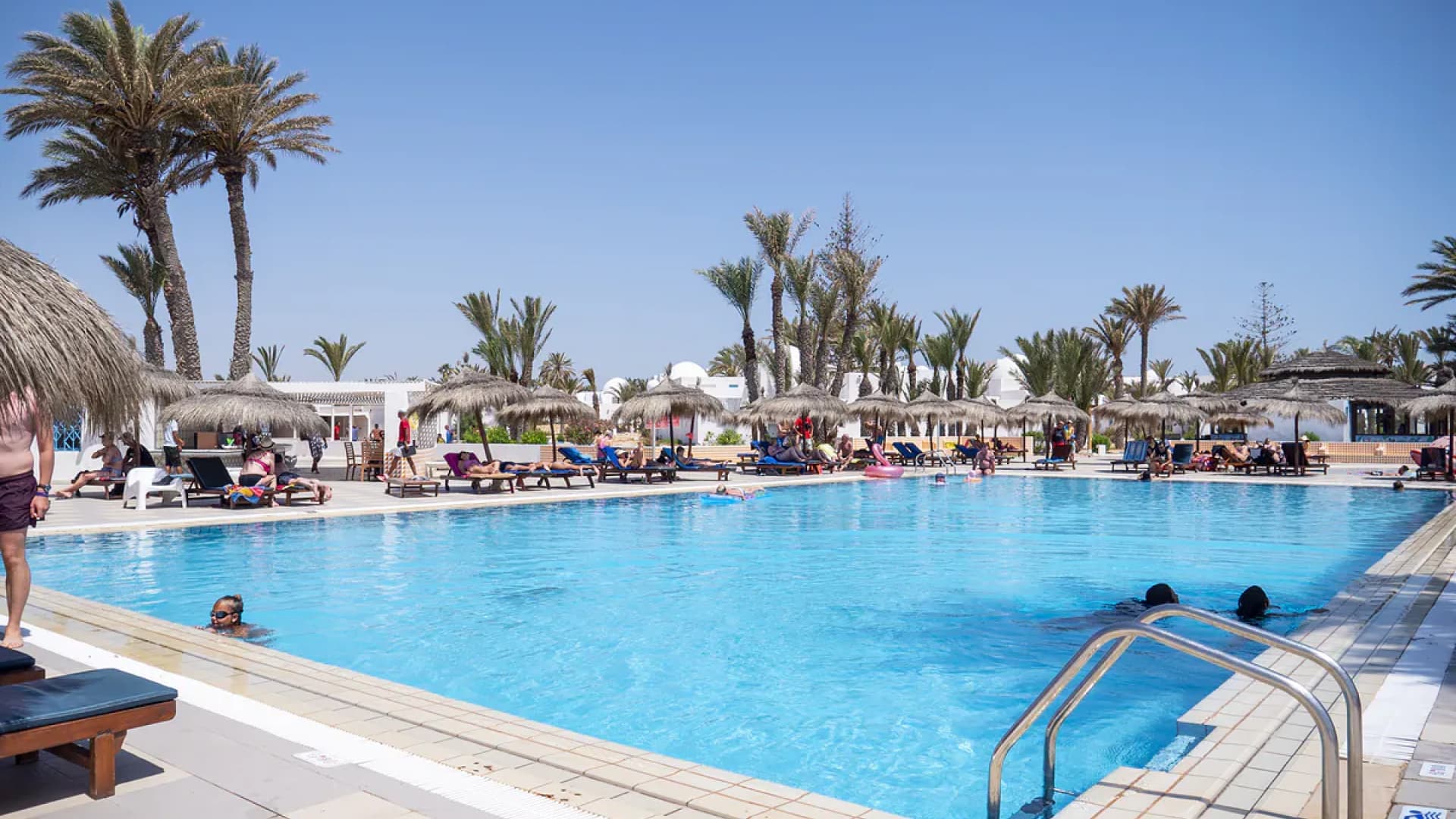All Inclusive Last Minute w Tunezji! 🌴✈️ El Mouradi Djerba Menzel ⭐⭐⭐⭐ 1251 PLN/os! 🌟