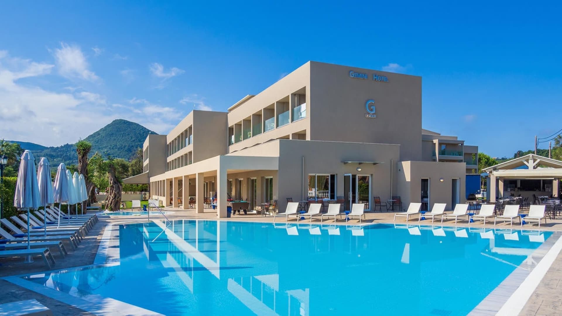 All Inclusive na Korfu! 🇬🇷 Hotel 4⭐, Loty w Dwie Strony z Krakowa ✈️