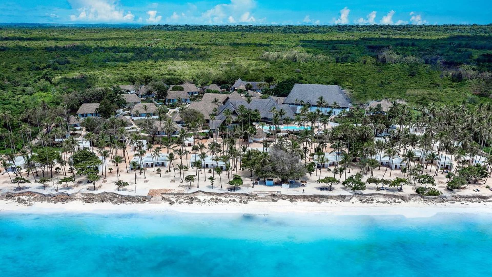 All Inclusive na Zanzibarze! 🇹🇿 Świetny Hotel 4⭐, Loty w Dwie Strony ✈️