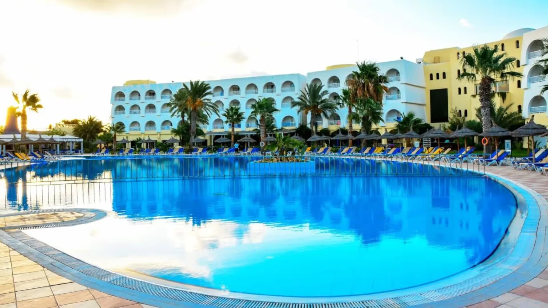 All In w Tunezji! 🇹🇳 Świetny Hotel 4⭐, All In, Loty