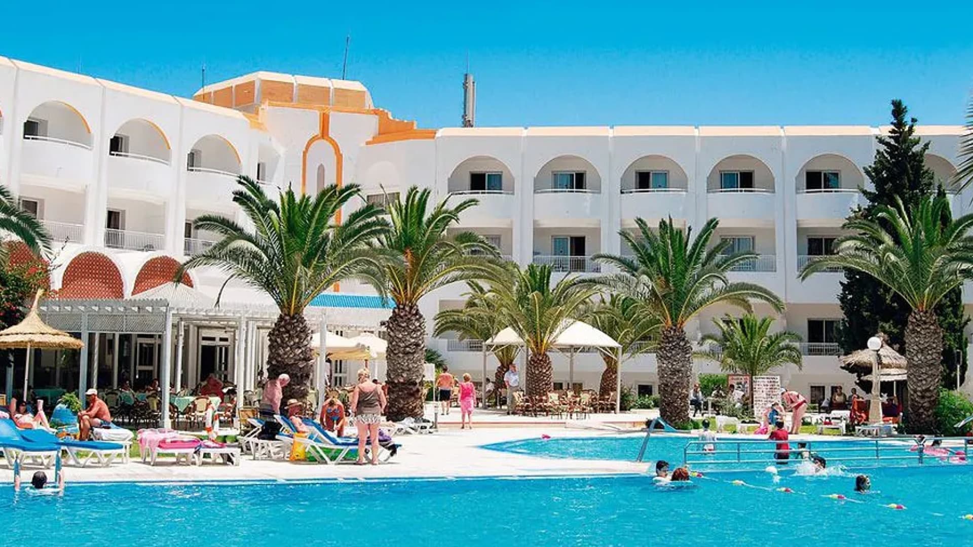 Last Minute: 14 Dni All Inclusive w Tunezji! 🇹🇳 Hotel 4⭐, Loty w Dwie Strony z Warszawy ✈️